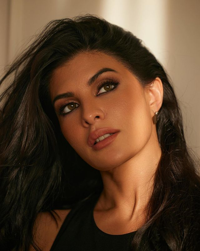 Scorching Looks Of Jacqueline Fernandez